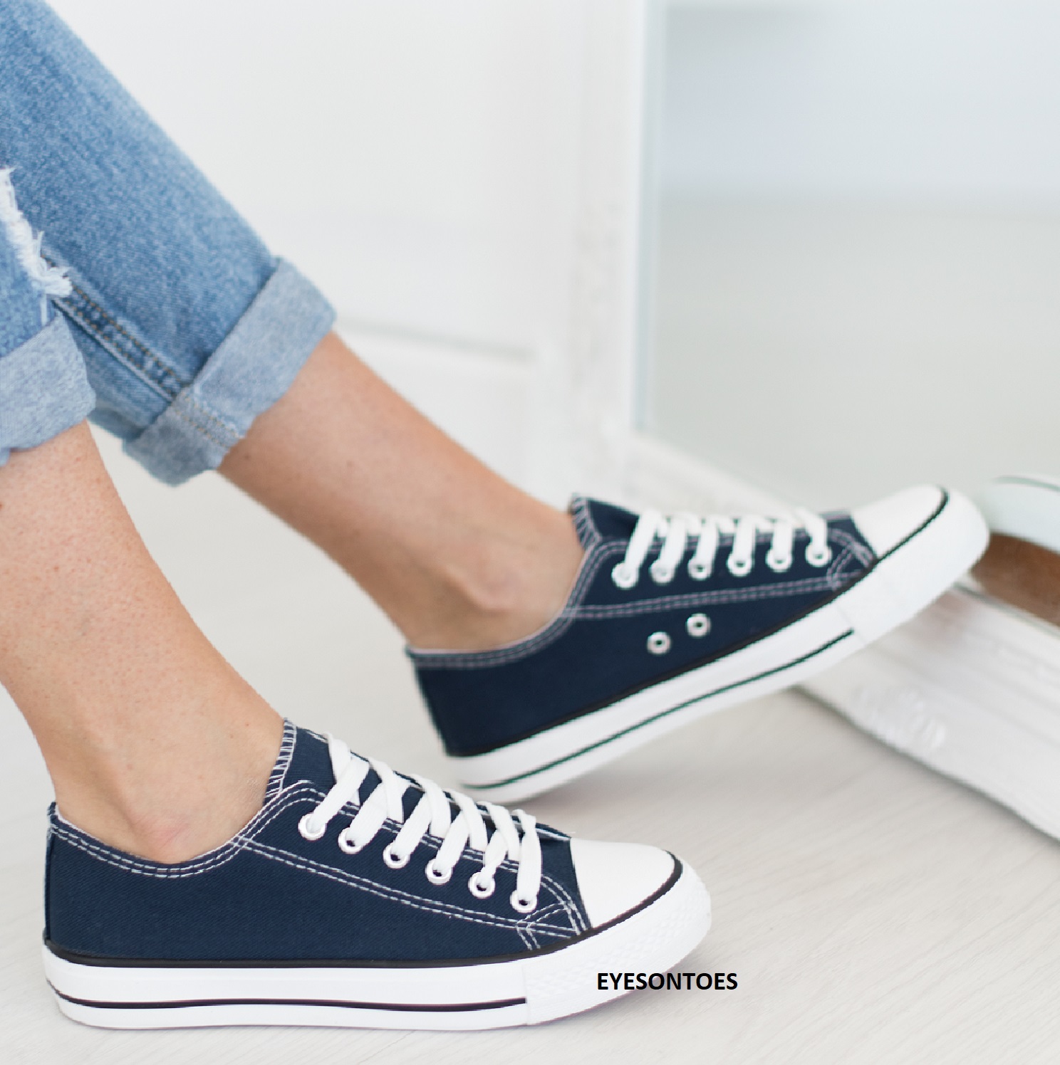 ladies plimsolls size 8